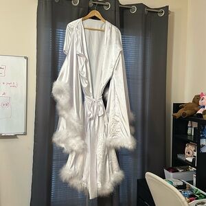 SELLING MY BRIDAL ROBE